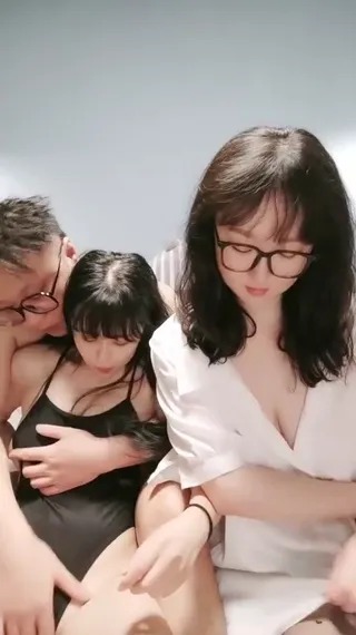 # 생방송 행복노형 쌍비대유매1