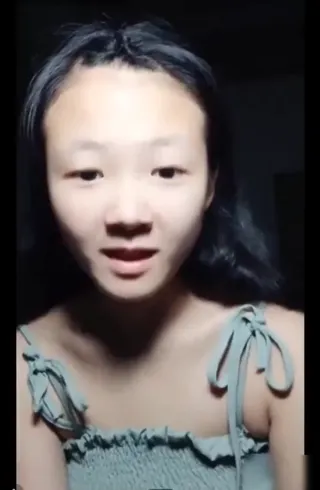 집안 형편이 가난한 순정 큰 젖 작은 마을 고모는 그곳에서 좀 짠한 집 생방송을 보았는데, 이렇게 하면 돈을…