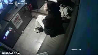 크리스마스날 노래방에서 발정나서 계속 들이대는 여친 - 실시간 국산야동 한국야동