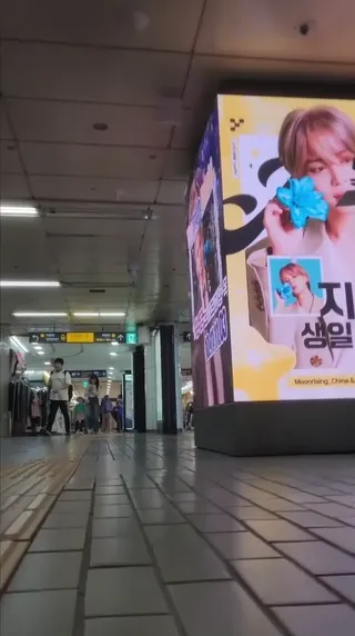 여친 똥꼬치마 입히고 외출 시키기 - 인기 한국야동 한국야동